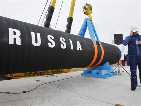 ukraine buys gas from russia